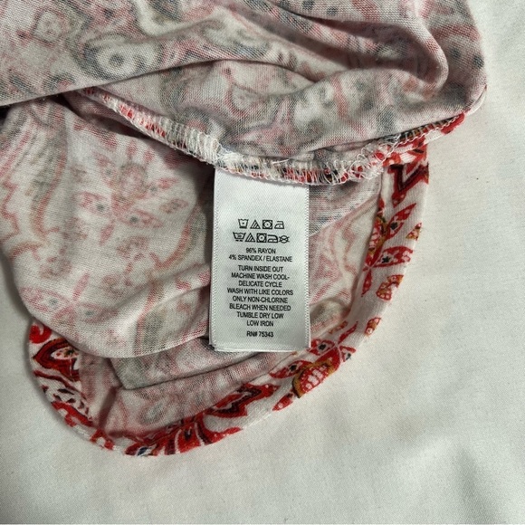 Artisan NY Women’s Scoop Neck Plus Size 1X Tunic Top Paisley Floral Print EUC - Picture 8 of 8